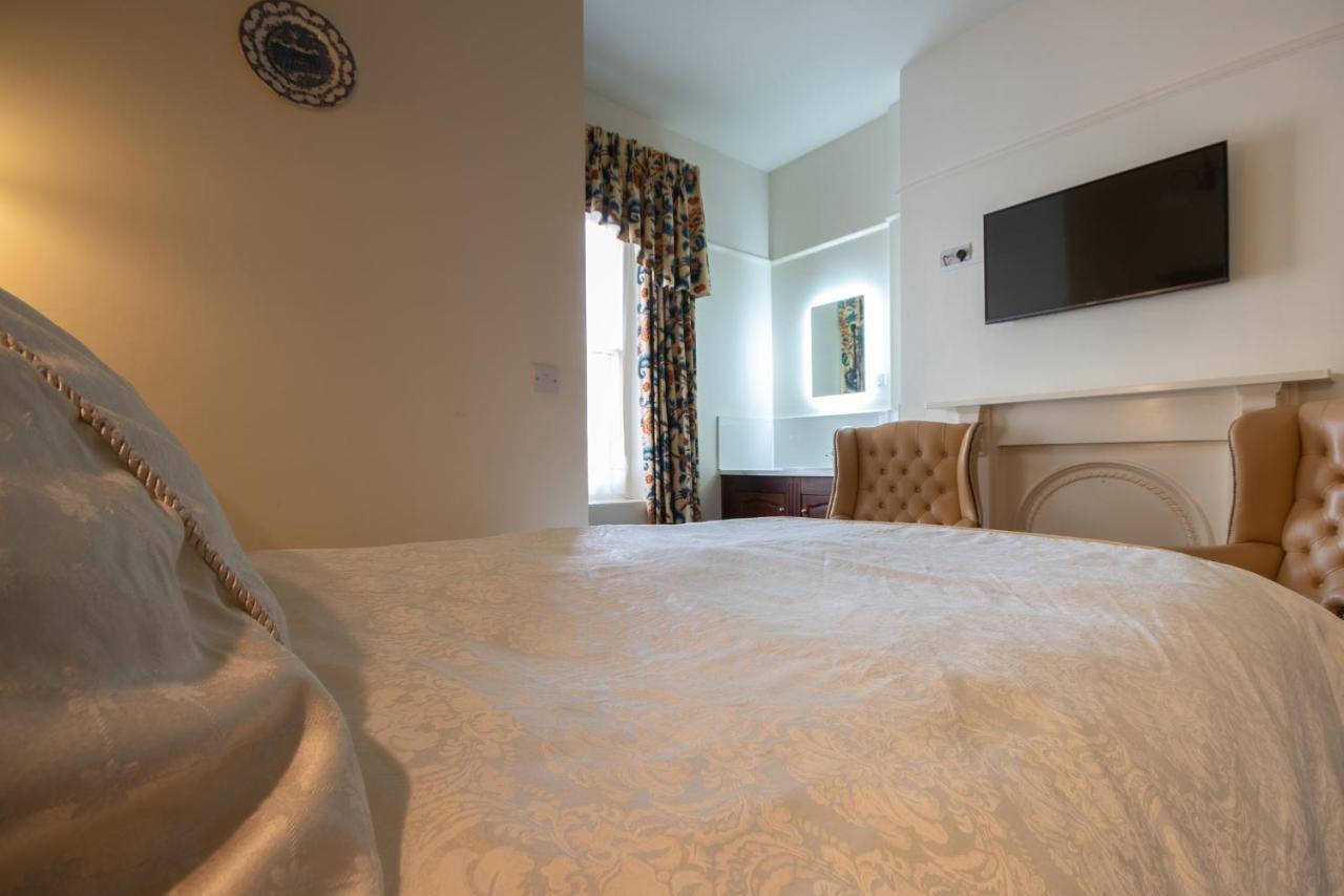 Roseleigh 4*